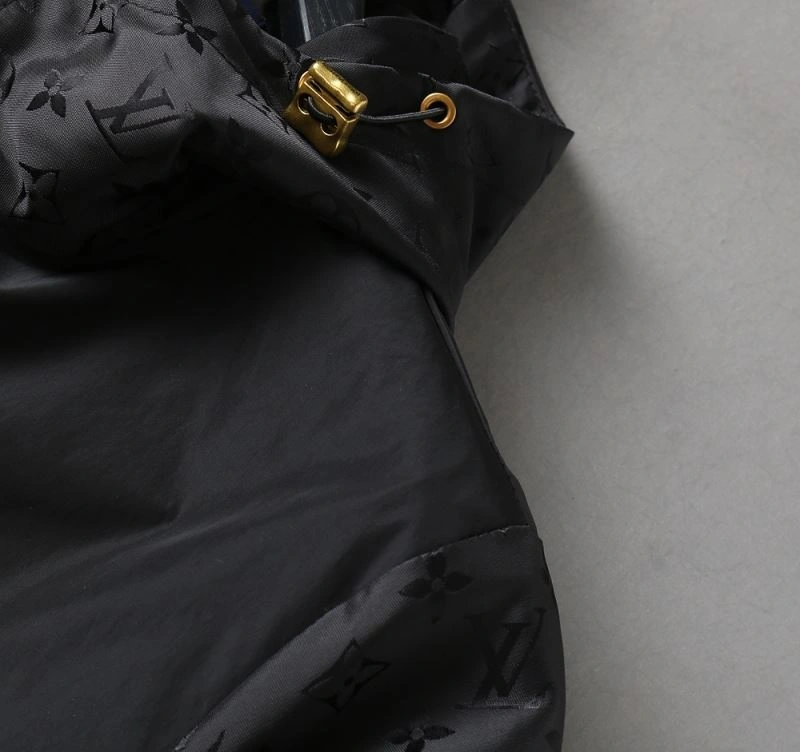 Louis Vuitton Outwear OdorResistant 136545