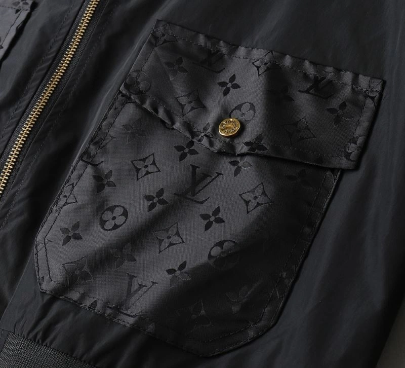 Louis Vuitton Outwear OdorResistant 136545