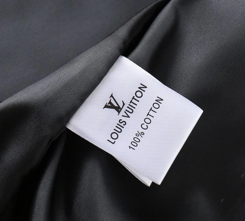 Louis Vuitton Outwear OdorResistant 136545