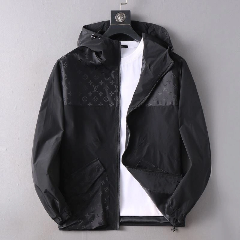 Resilient Louis Vuitton Outwear 136541