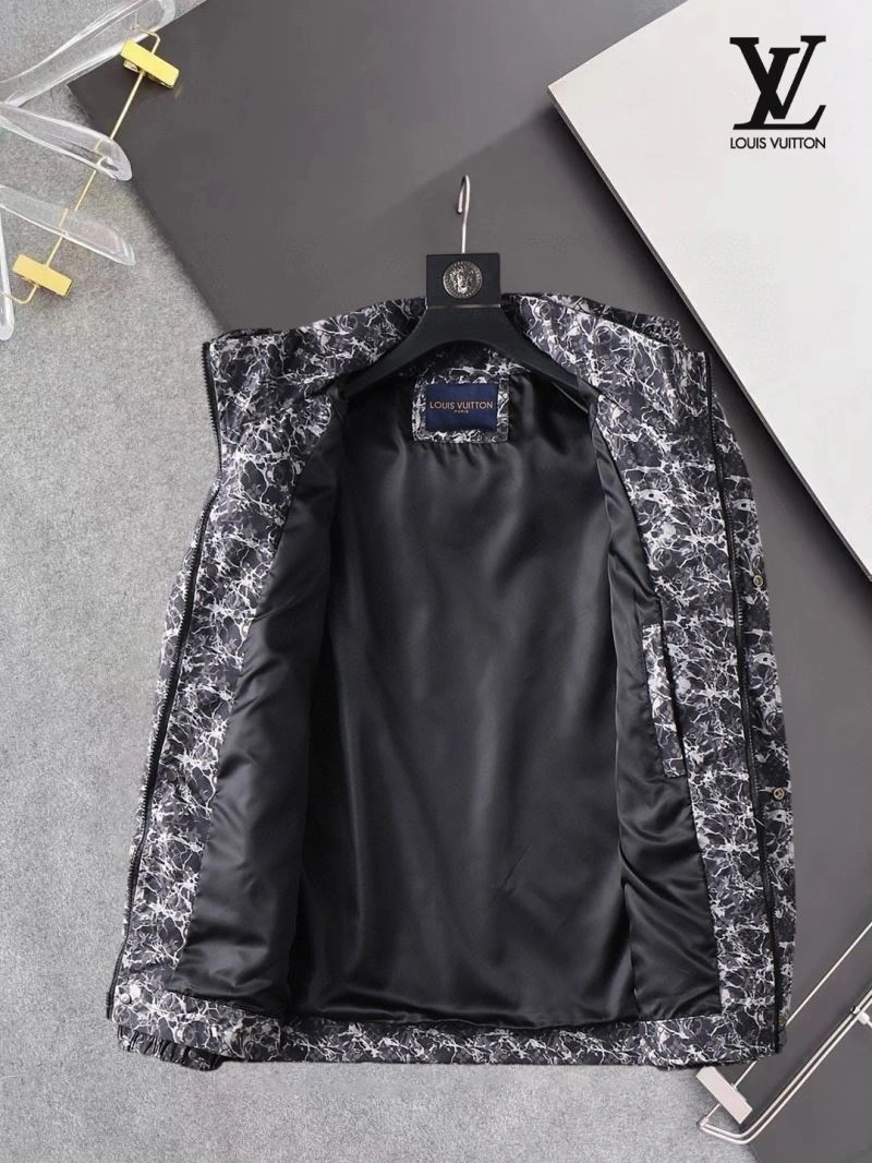 Louis Vuitton Outwear EyeCatching 136539