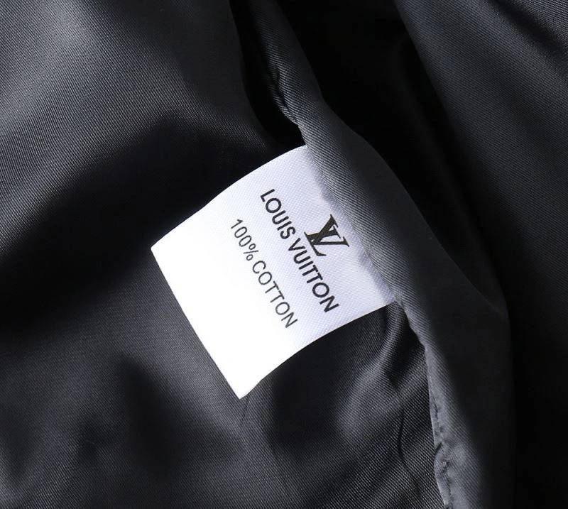 GoAnywhere Louis Vuitton Outwear 136538