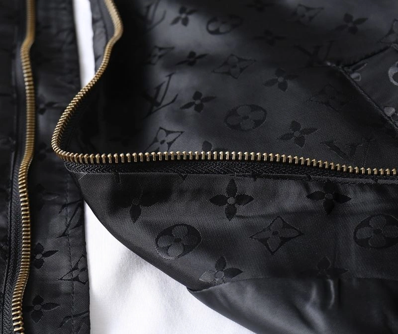 GoAnywhere Louis Vuitton Outwear 136538