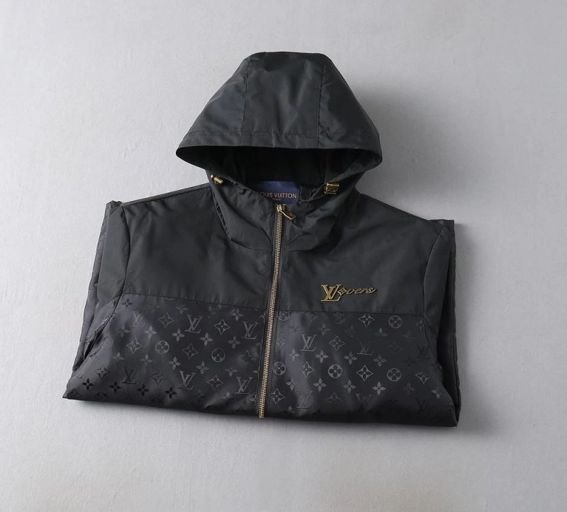 GoAnywhere Louis Vuitton Outwear 136538