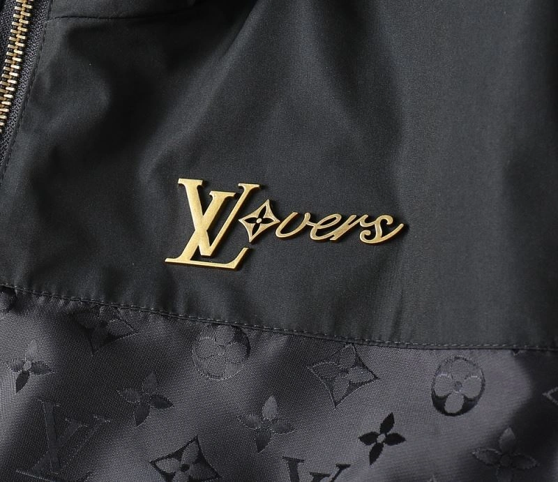 GoAnywhere Louis Vuitton Outwear 136538