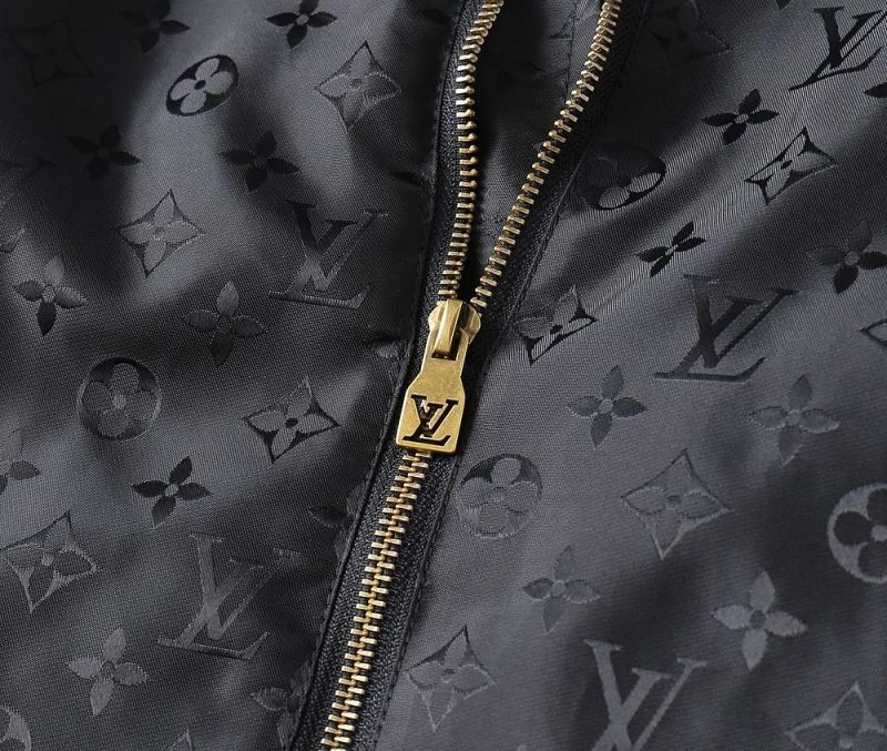 GoAnywhere Louis Vuitton Outwear 136538