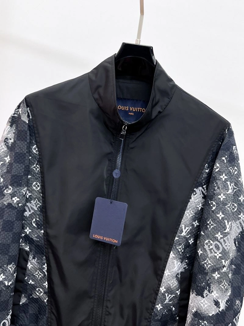 SunProtective Louis Vuitton Outwear 136535