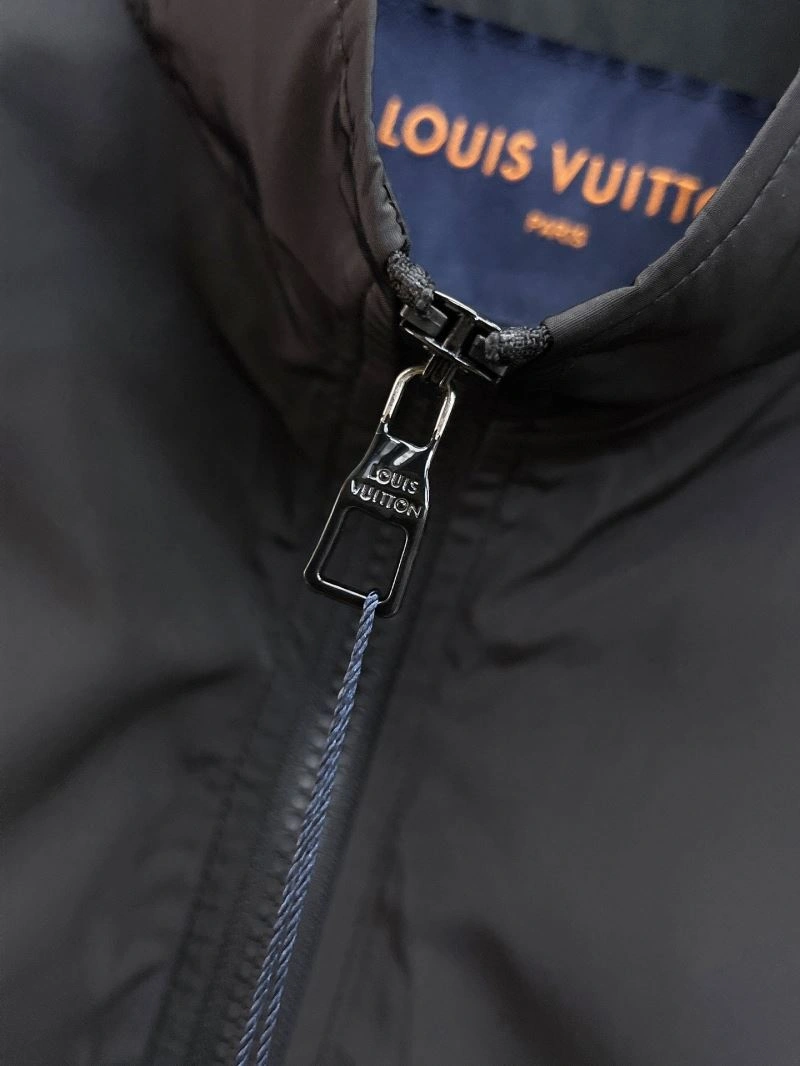 SunProtective Louis Vuitton Outwear 136535