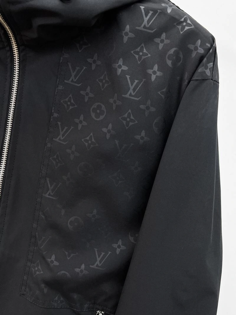 Louis Vuitton Outwear Trendsetting 136533