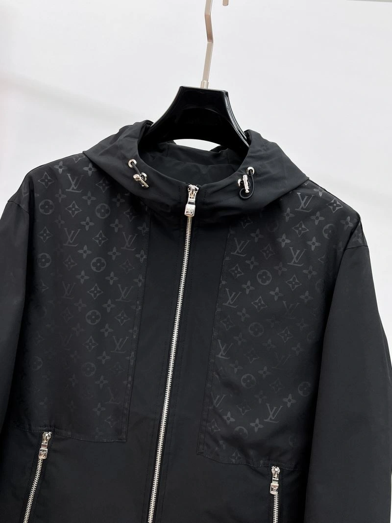Louis Vuitton Outwear Trendsetting 136533