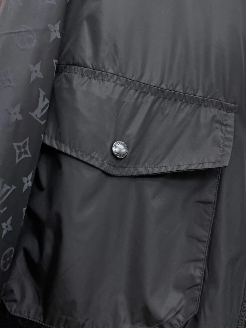 Louis Vuitton Outwear Supportive 136532