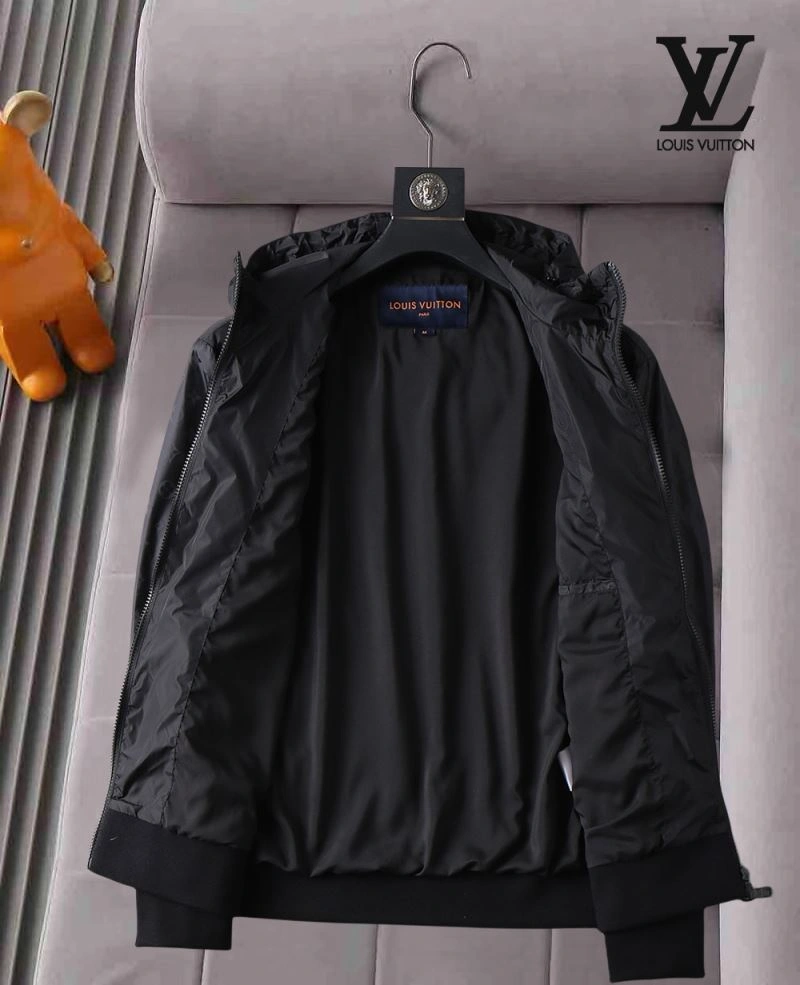 UrbanStyle Louis Vuitton Outwear 136521