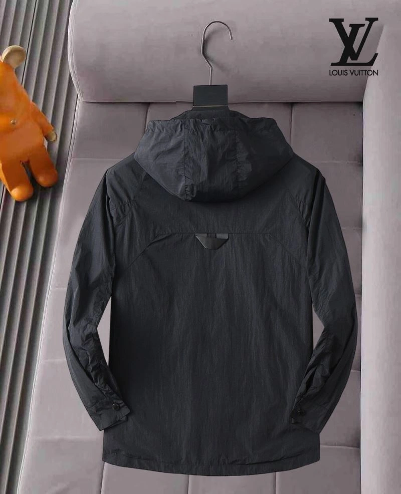 Louis Vuitton Outwear TimelessDesign 136523