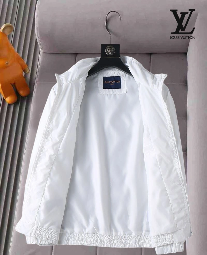 ModernLook Louis Vuitton Outwear 136525