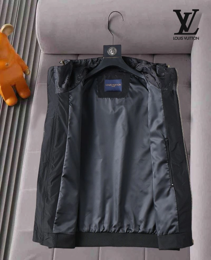 FreshLook Louis Vuitton Outwear 136518