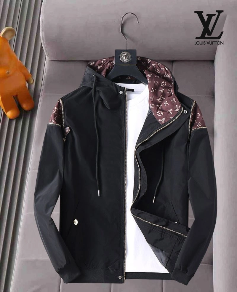 Louis Vuitton Outwear FashionForward 136534