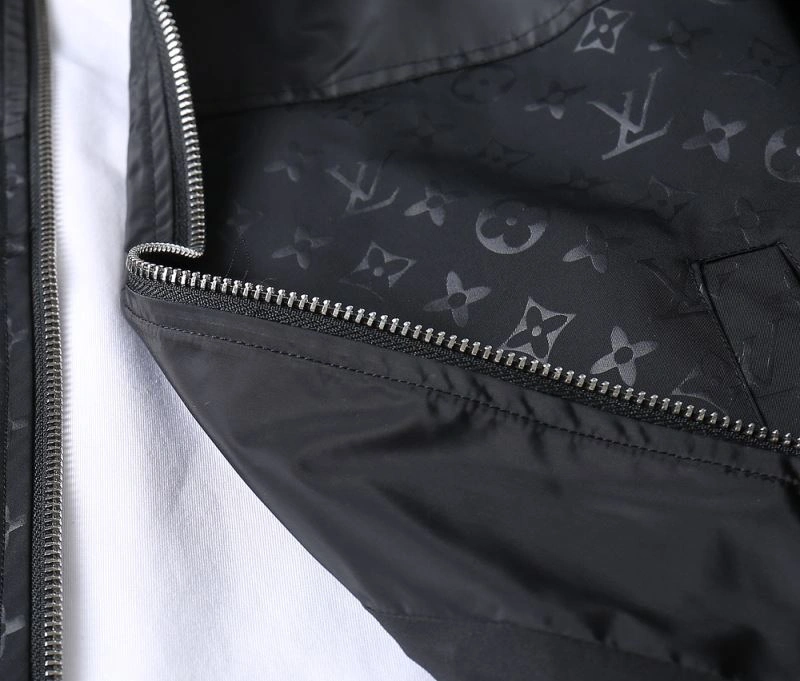Youthful Louis Vuitton Outwear 136512