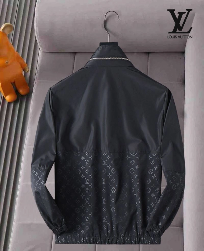 Youthful Louis Vuitton Outwear 136512