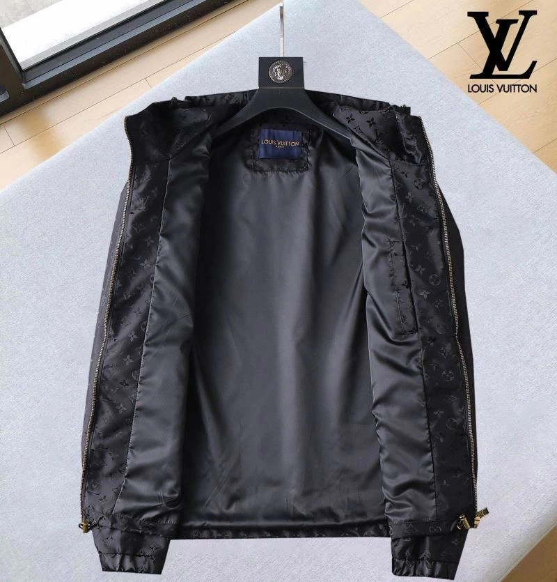 NewStyle Louis Vuitton Outwear 136528
