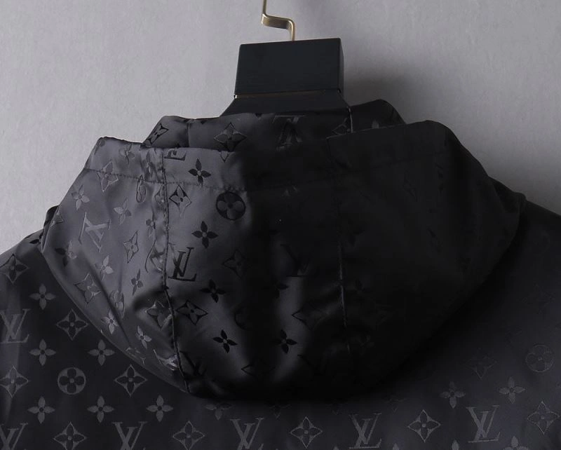 NewStyle Louis Vuitton Outwear 136528