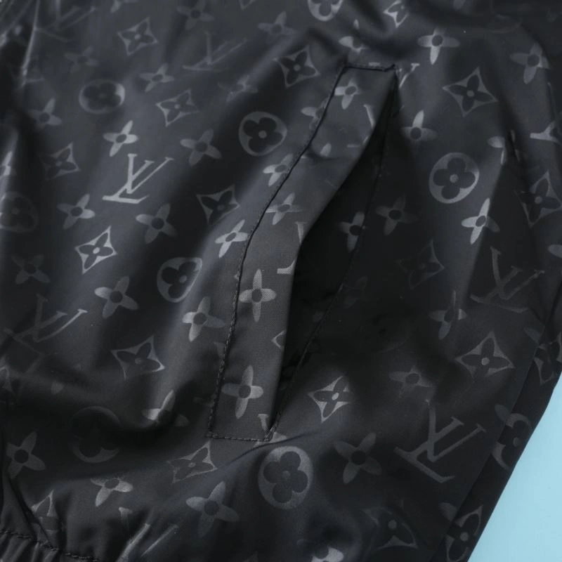 Louis Vuitton Outwear AllSeason 136524