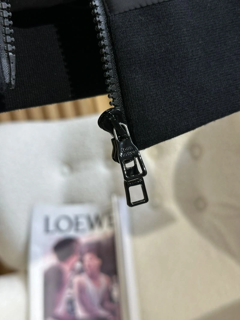 Reliable Louis Vuitton Outwear 136526