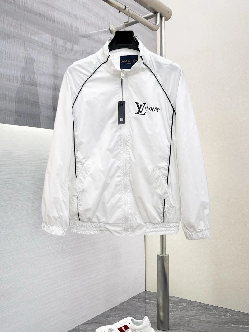 SoftTouch Louis Vuitton Outwear 136519