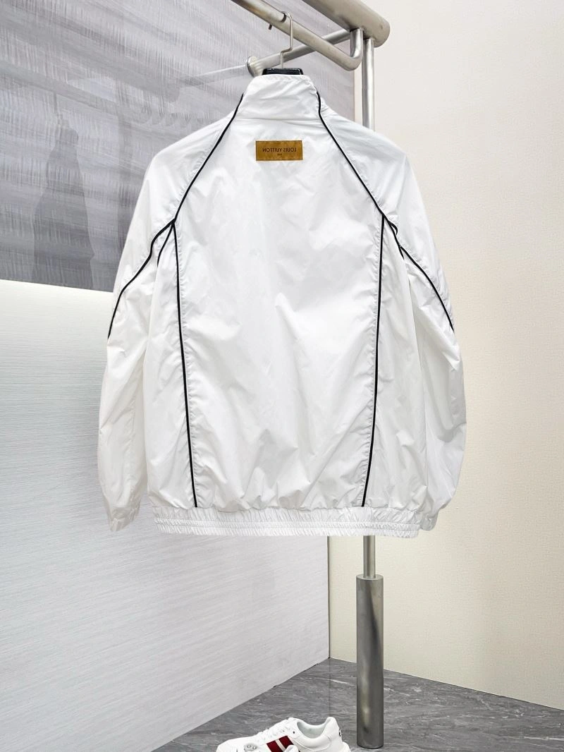 SoftTouch Louis Vuitton Outwear 136519