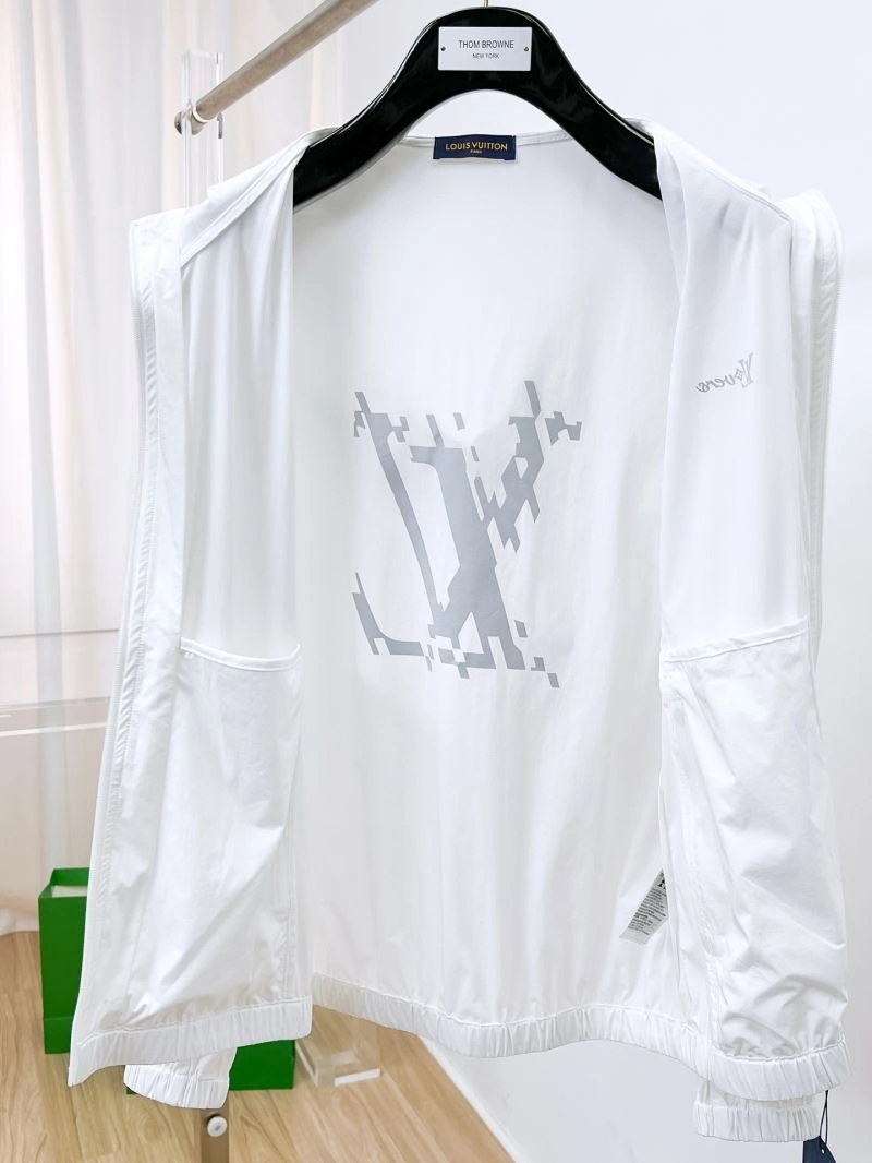 Louis Vuitton Outwear Timeless 136520