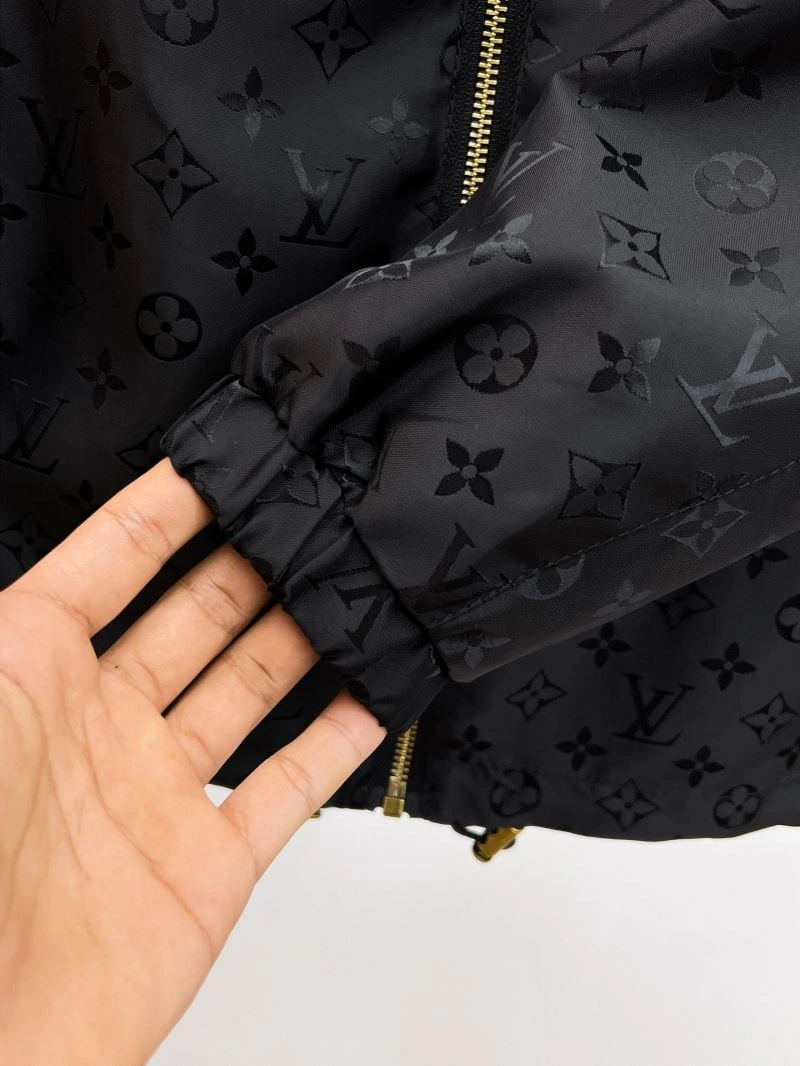 Louis Vuitton Outwear QuickDry 136505