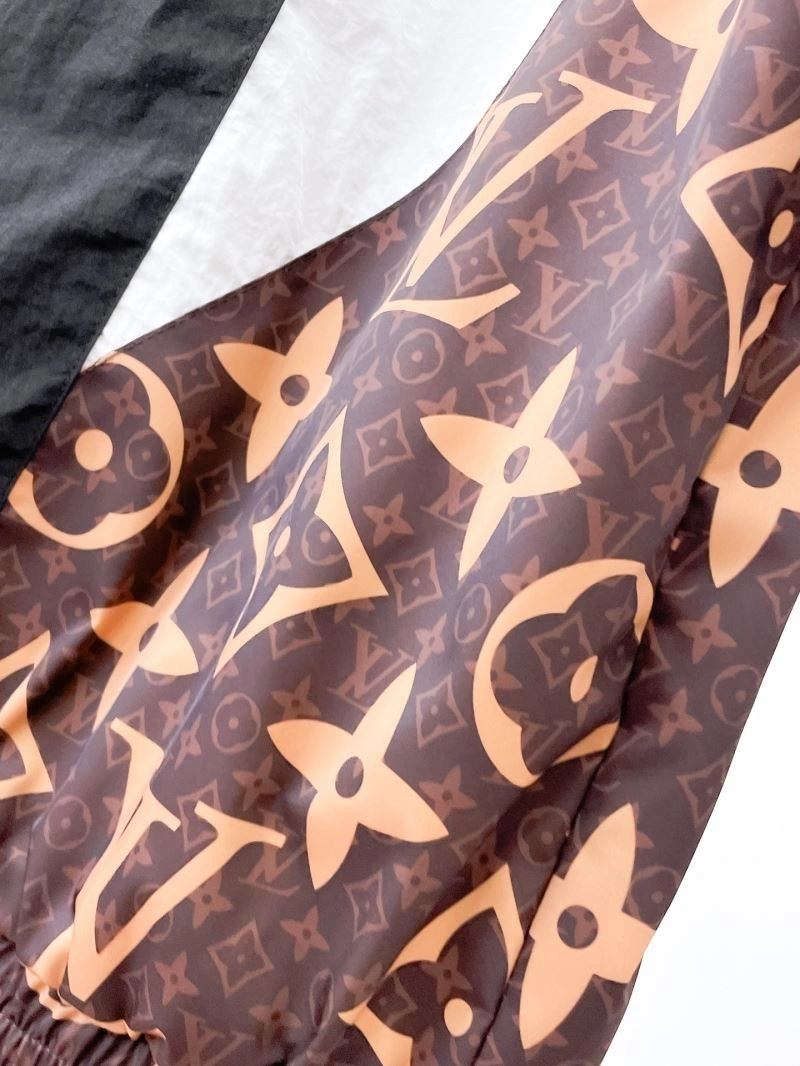 Louis Vuitton Outwear Soft 136506