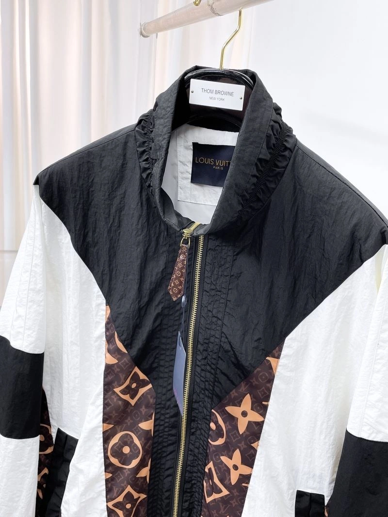 Louis Vuitton Outwear Soft 136506