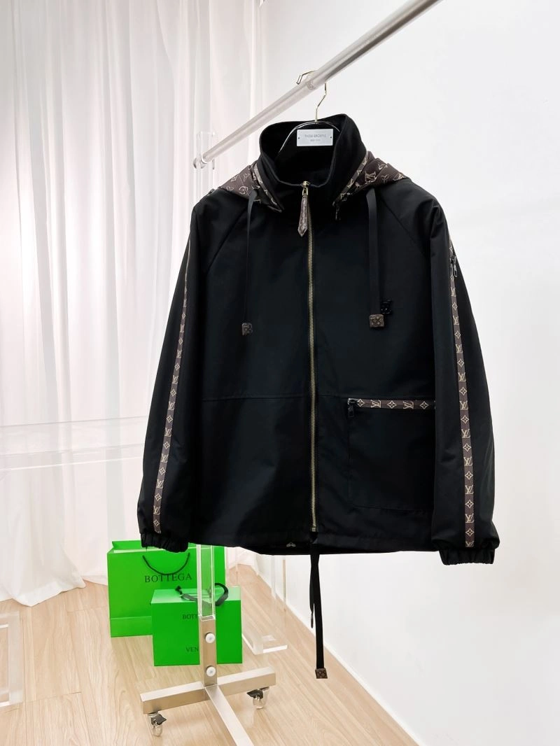 Louis Vuitton Outwear ComfortFit 136509