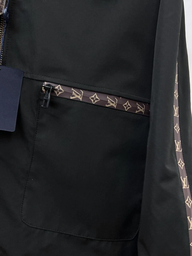 Louis Vuitton Outwear ComfortFit 136509