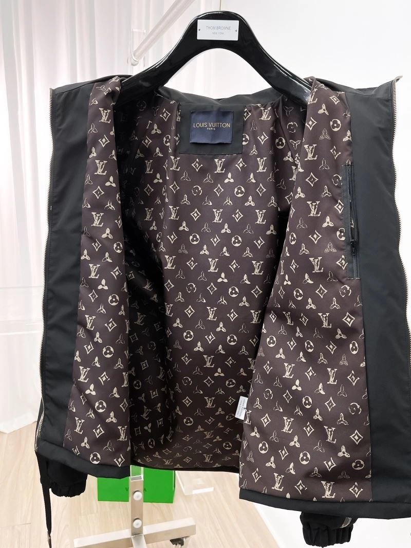 Louis Vuitton Outwear ComfortFit 136509