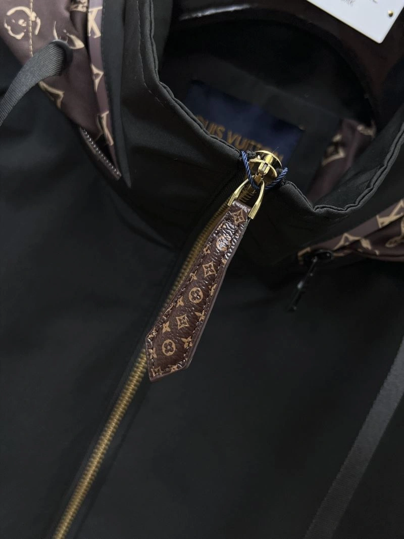 Louis Vuitton Outwear ComfortFit 136509