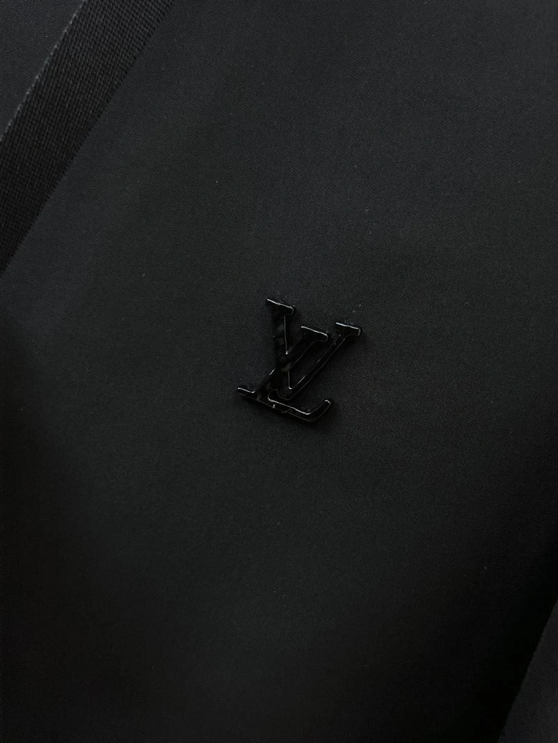 Louis Vuitton Outwear ComfortFit 136509