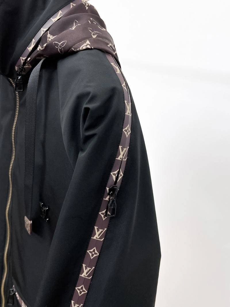 Louis Vuitton Outwear ComfortFit 136509