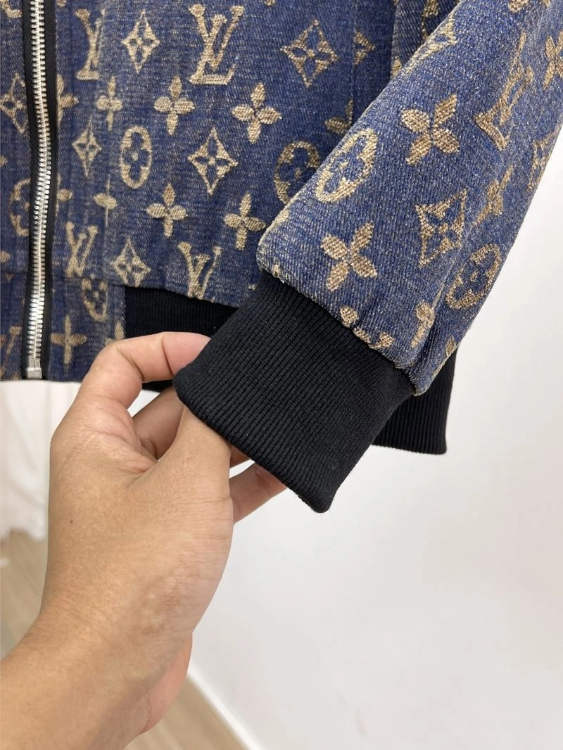 Trendsetting Louis Vuitton Outwear 136498