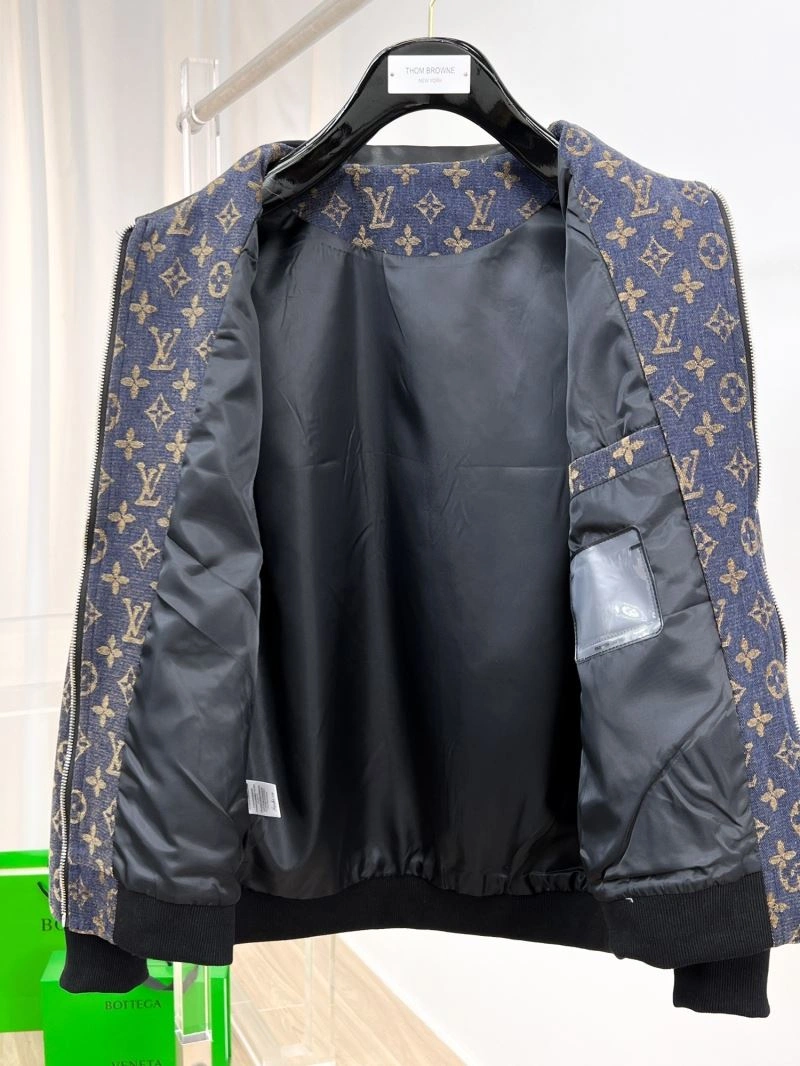 Trendsetting Louis Vuitton Outwear 136498