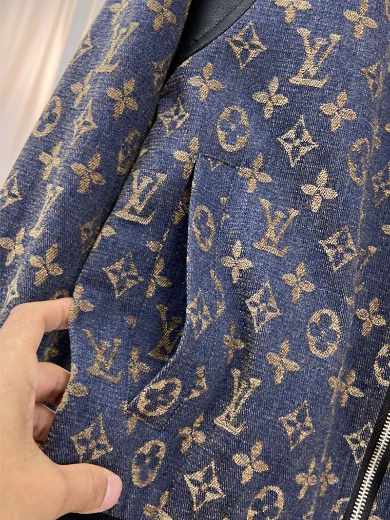 Trendsetting Louis Vuitton Outwear 136498