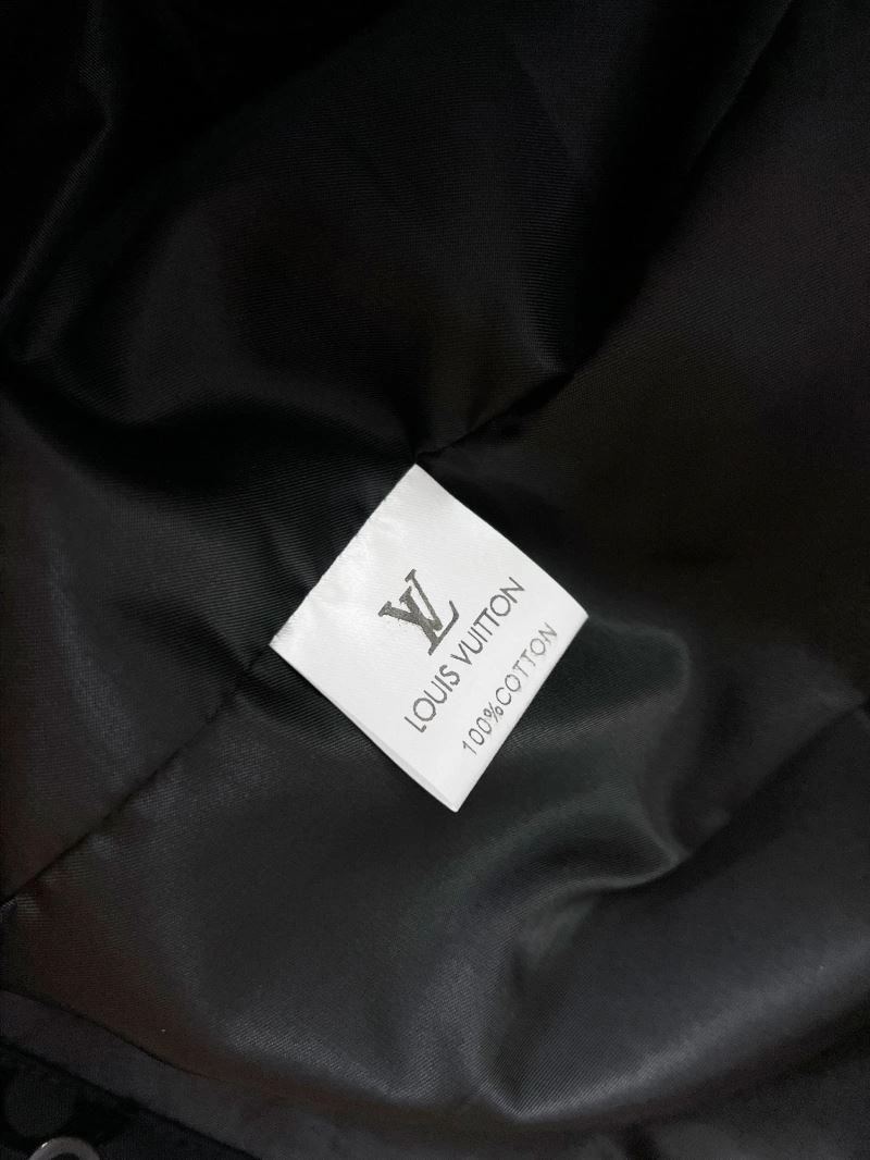Louis Vuitton Outwear FashionForward 136497