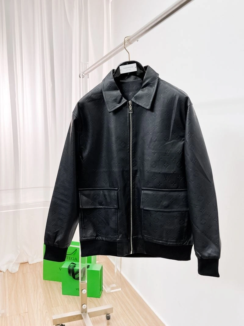 Louis Vuitton Outwear WellDesigned 136491
