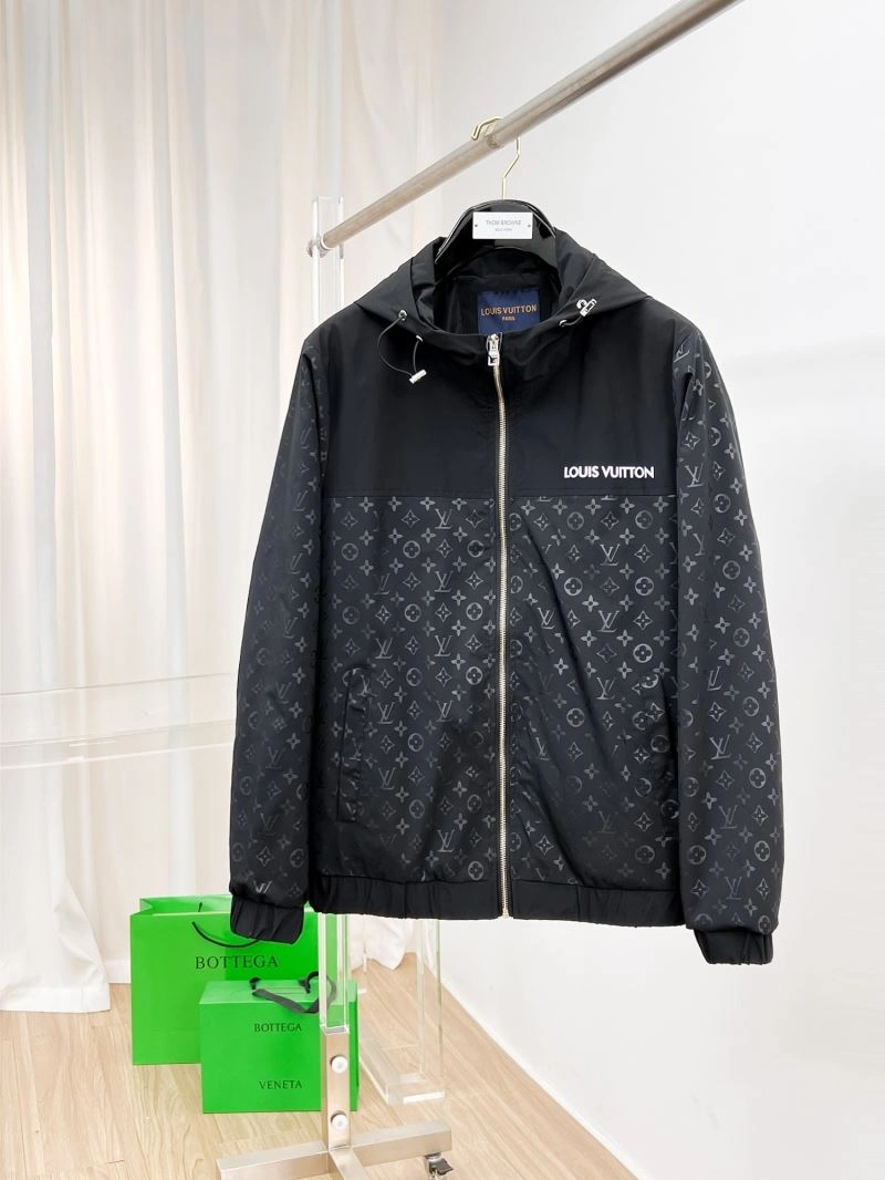 Louis Vuitton Outwear Practical 136490