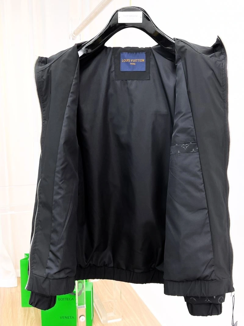 Louis Vuitton Outwear Practical 136490
