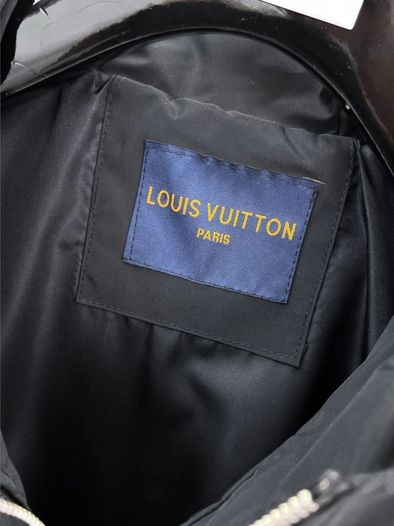 Louis Vuitton Outwear Practical 136490