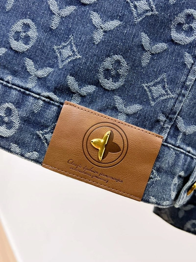 Louis Vuitton Outwear Cozy 136489