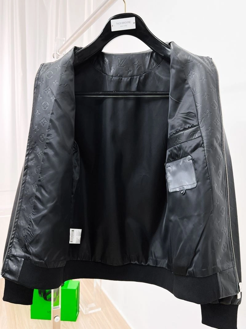 Functional Louis Vuitton Outwear 136484
