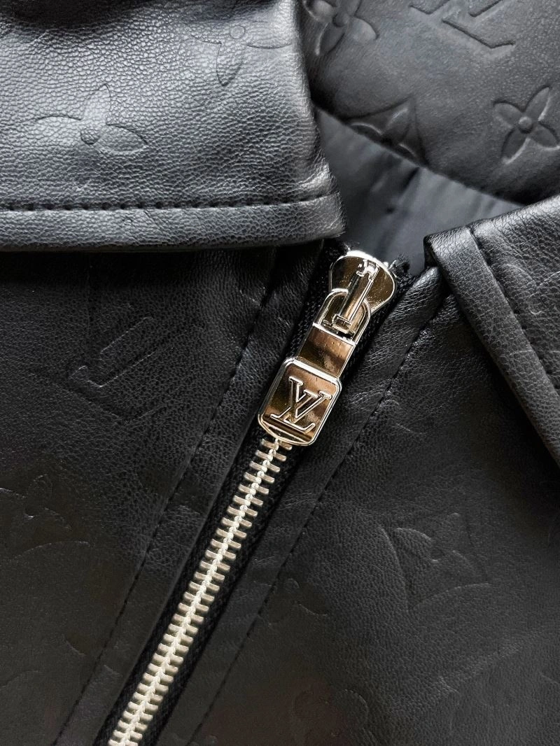 Functional Louis Vuitton Outwear 136484