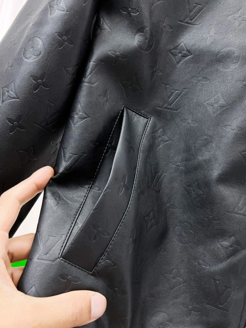 Functional Louis Vuitton Outwear 136484